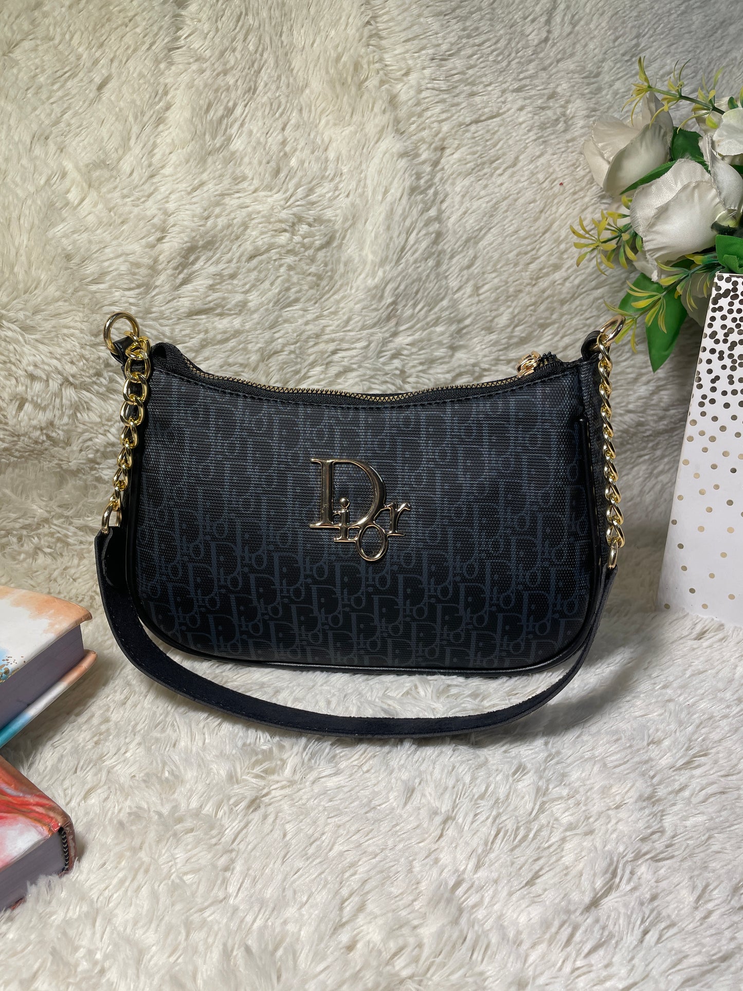 Mehllab Dior All-Black Curved Shoulder Bag