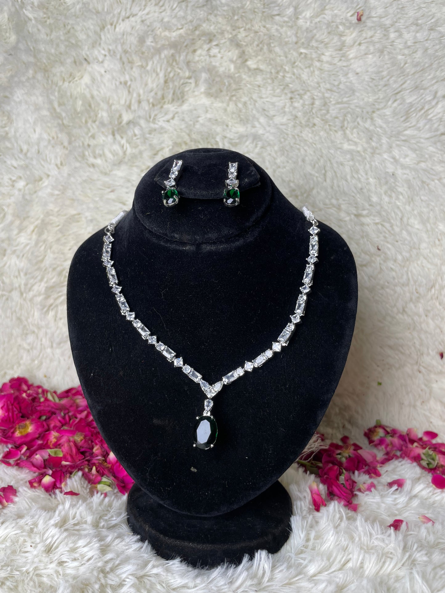Royal Elegance 1 Carat Gold Set