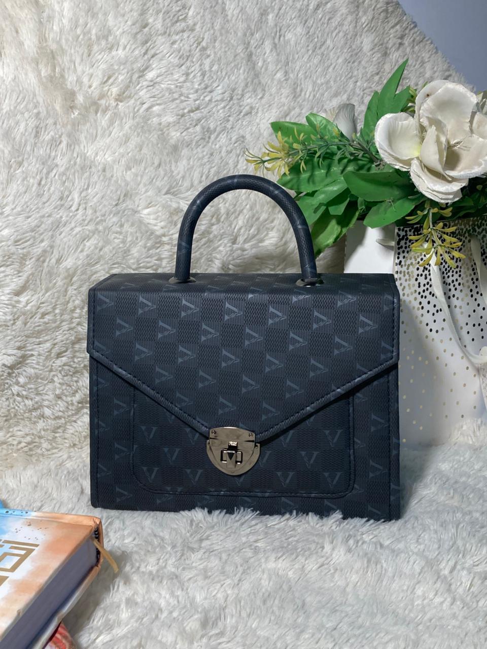 Mehllab Imperial Top Handle (Navy)
